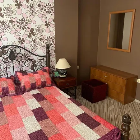 Apartman уютные с 1 спальней в г Napospart