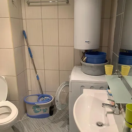 Apartman уютные с 1 спальней в г
